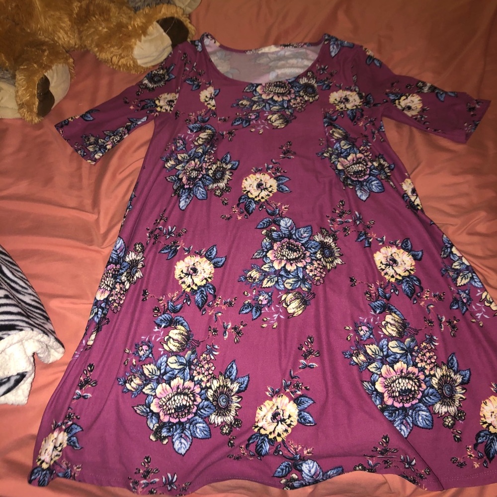 quarter sleeve dress